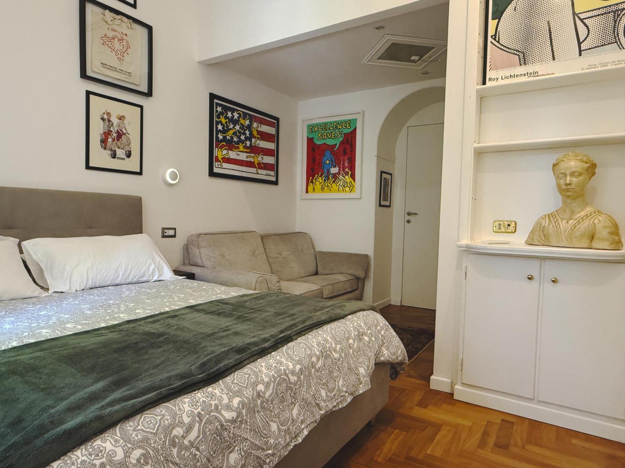 Vatican Modern Art Apartment *